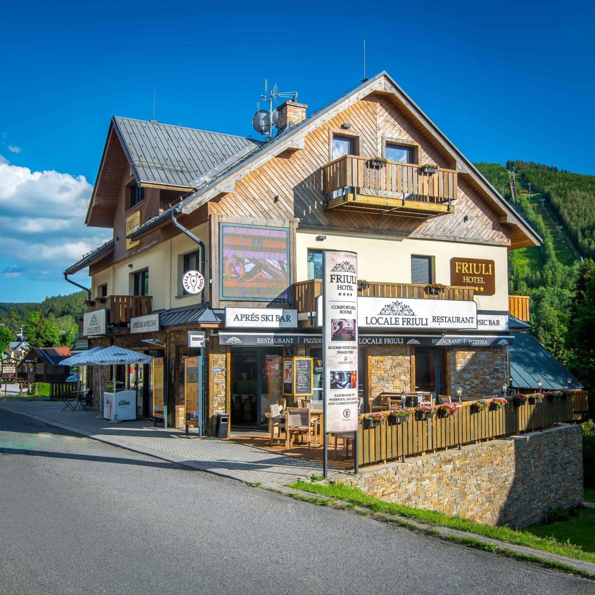 Hotel Friuli ฮาร์ราคอฟ ภายนอก รูปภาพ